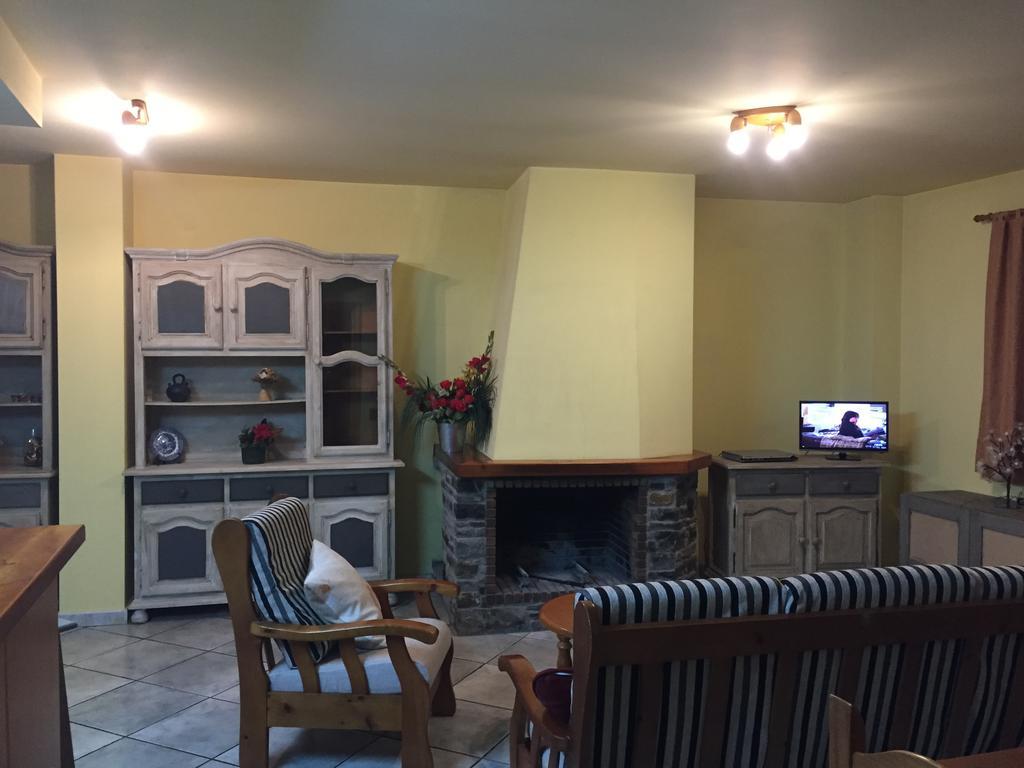 La Fusteria Del Casat Apartamento Sarroca de Bellera Exterior foto
