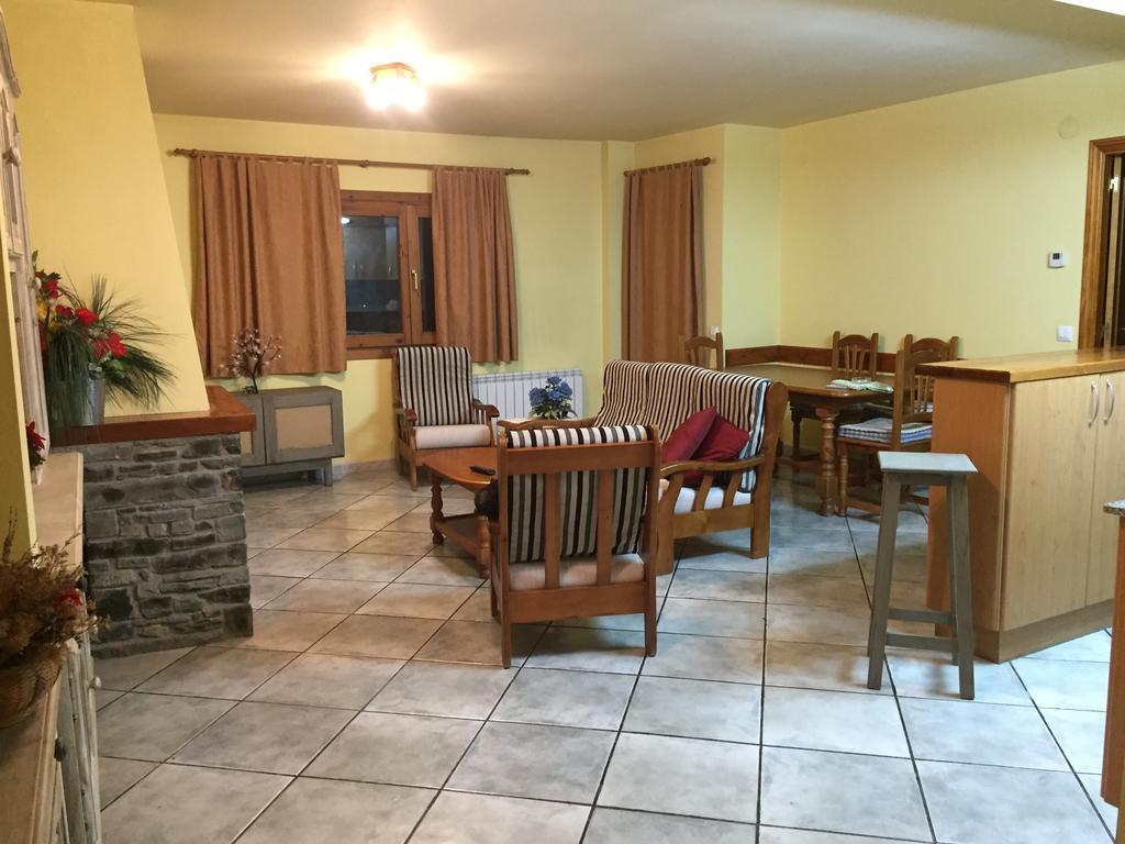 La Fusteria Del Casat Apartamento Sarroca de Bellera Exterior foto